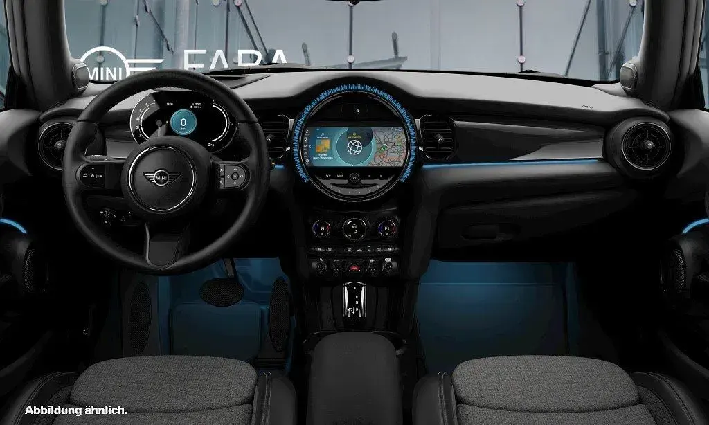 Używany Mini Cooper Hatch 136 KM (100 kW) 2023 Czarny Hatchback