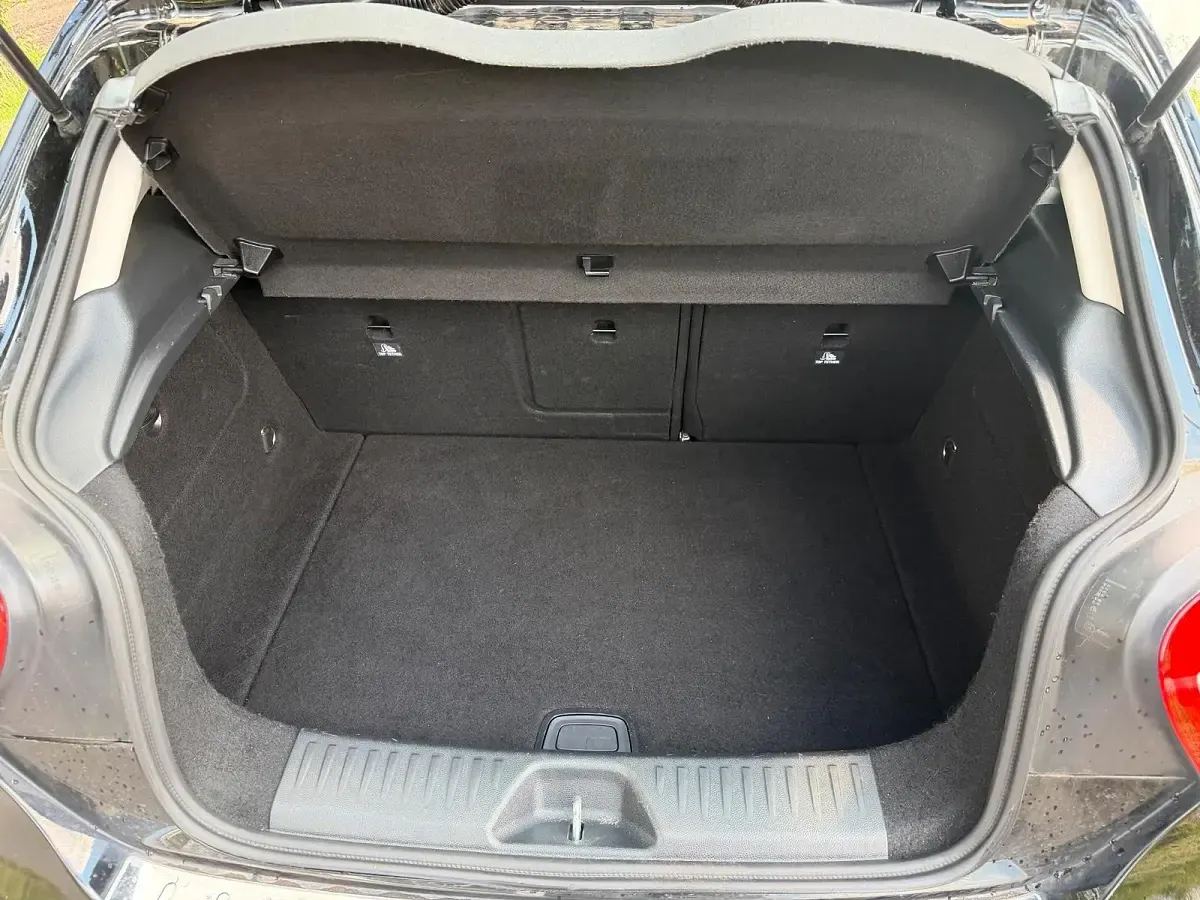 Gebraucht Mercedes A160 122 PS (89 kW) 2017 Schwarz Kleinwagen