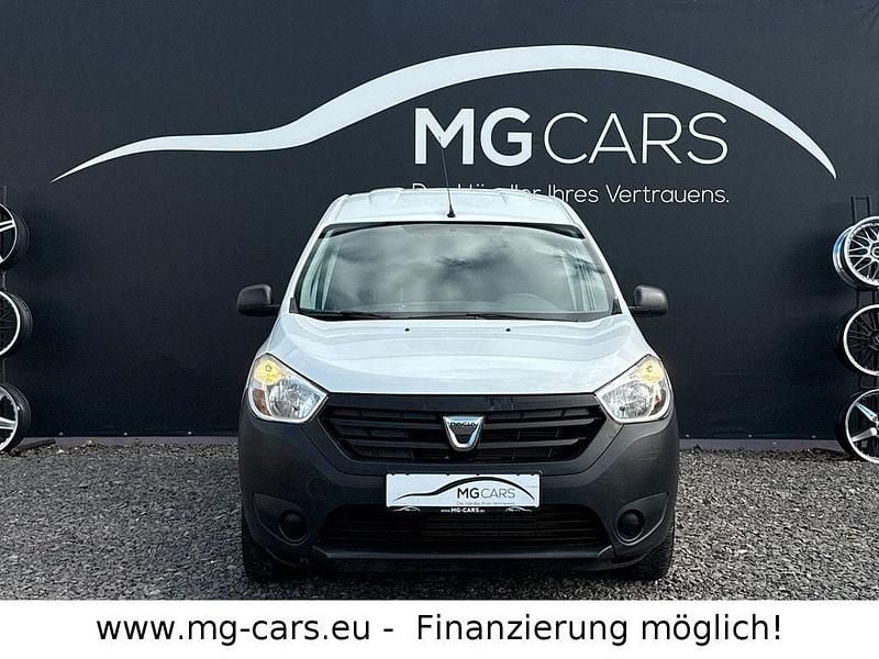 Gebraucht Dacia Dokker 102 PS (75 kW) 2017 Weiß Van / Kleinbus