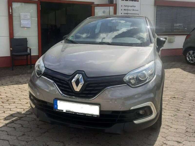 Stahlgrau Gebraucht 2018 Renault Captur SUV | 11.900 € (Fairer Preis) - Bild 1/4