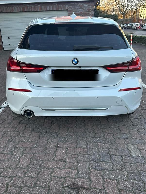 Gebraucht BMW 116 Luxury Line 109 PS (80 kW) 2021 Weiß Kleinwagen