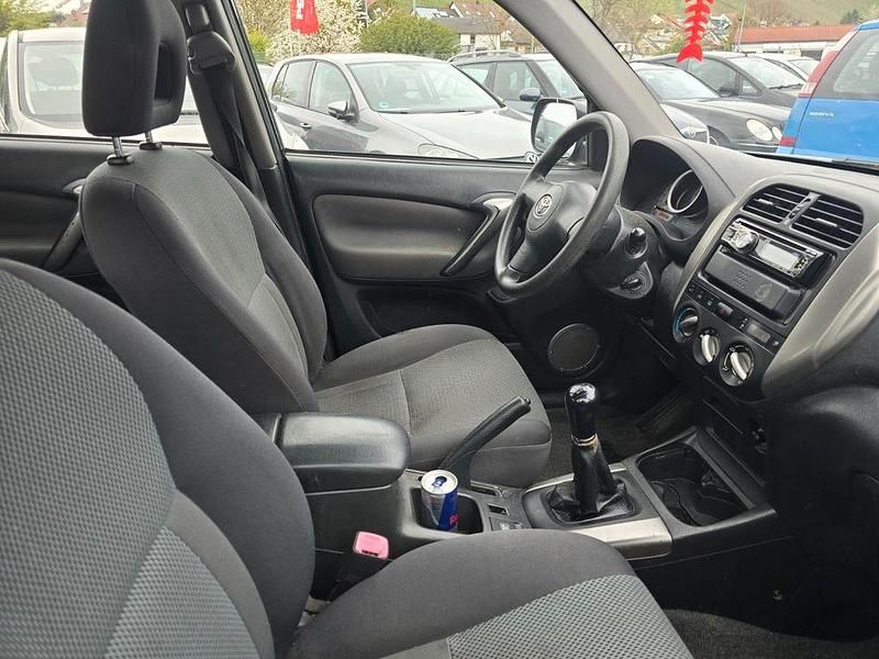 Gebraucht Toyota RAV4 116 PS (85 kW) 2003 Grün SUV