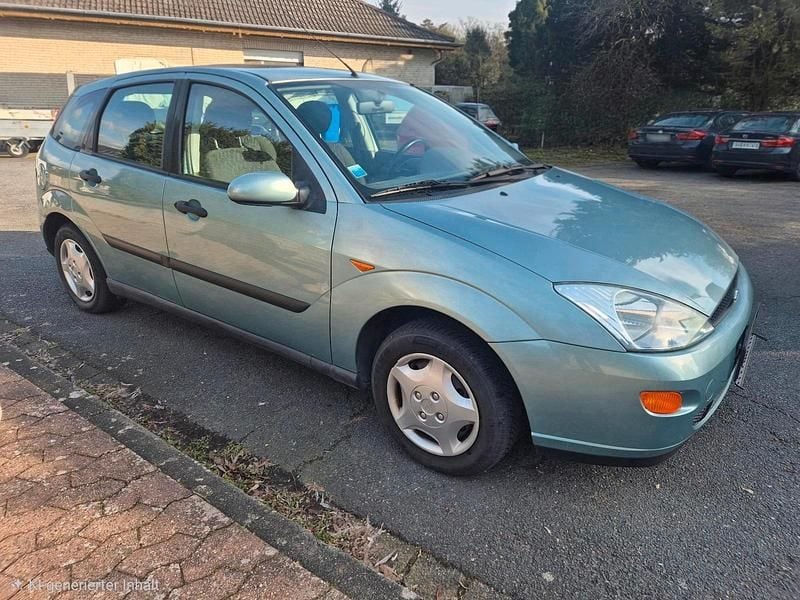 Gebraucht Ford Focus 101 PS (74 kW) 2000 Grün Kleinwagen