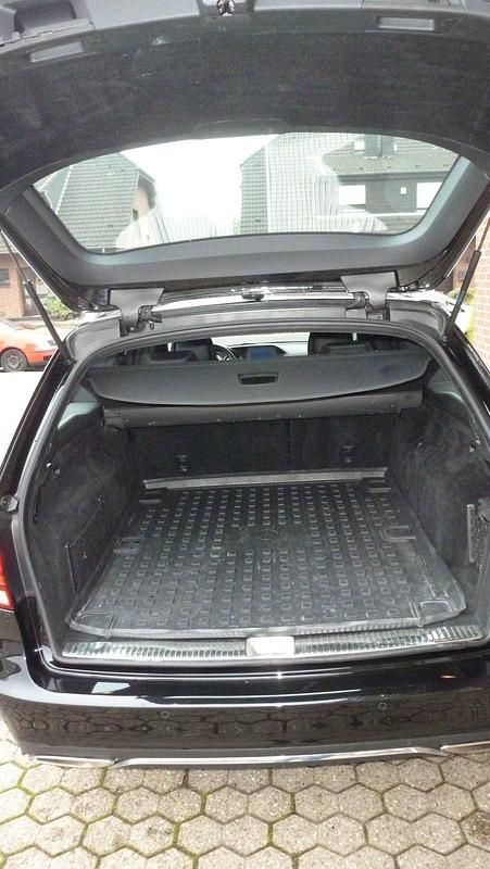 Gebraucht Mercedes E400 333 PS (244 kW) 2015 Schwarz Kombi