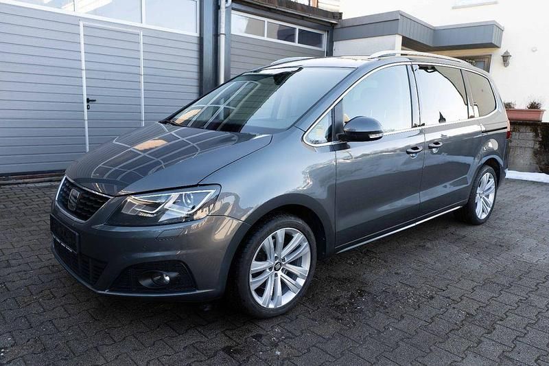Gebraucht Seat Alhambra XCELLENCE 150 PS (110 kW) 2019 Grau Van / Kleinbus