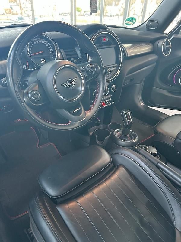 Gebraucht Mini Cooper S 194 PS (142 kW) 2019 Schwarz Kleinwagen