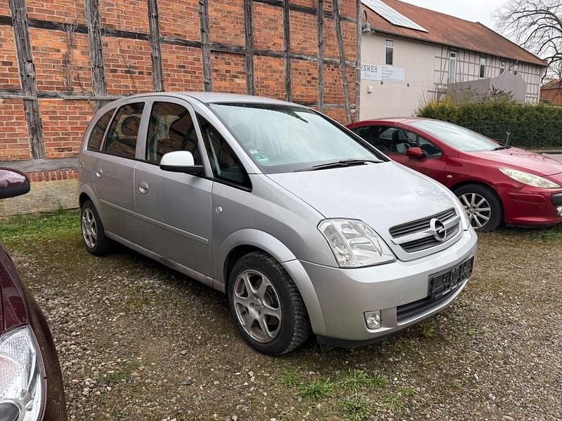 Używany Opel Meriva Edition 101 KM (74 kW) 2005 Srebrny Minivan
