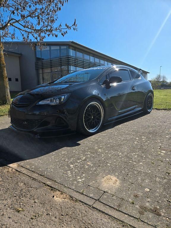 Gebraucht Opel Astra OPC 280 PS (205 kW) 2015 Schwarz Limousine