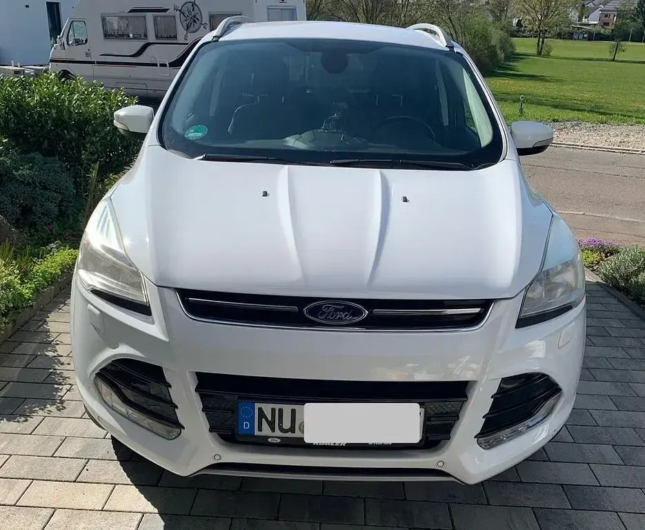 Usata Ford Kuga Titanium 150 CV (110 kW) 2014 Bianco SUV