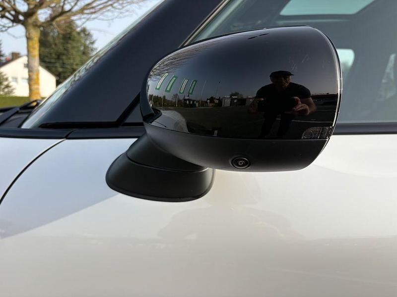 Gebraucht Mini John Cooper Works 231 PS (169 kW) 2025 Weiß Kleinwagen