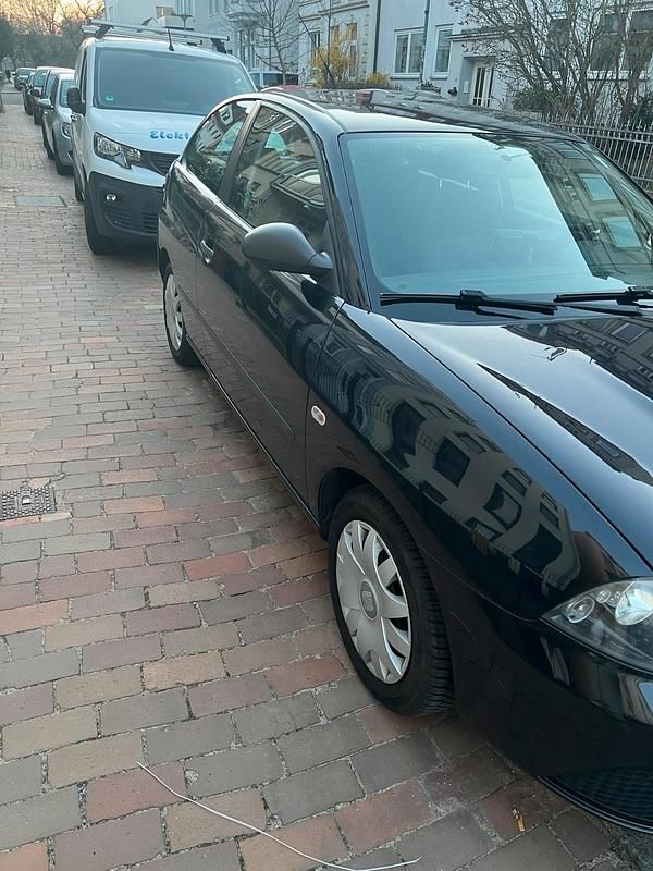 Gebraucht Seat Ibiza 60 PS (44 kW) 2008 Schwarz Kleinwagen