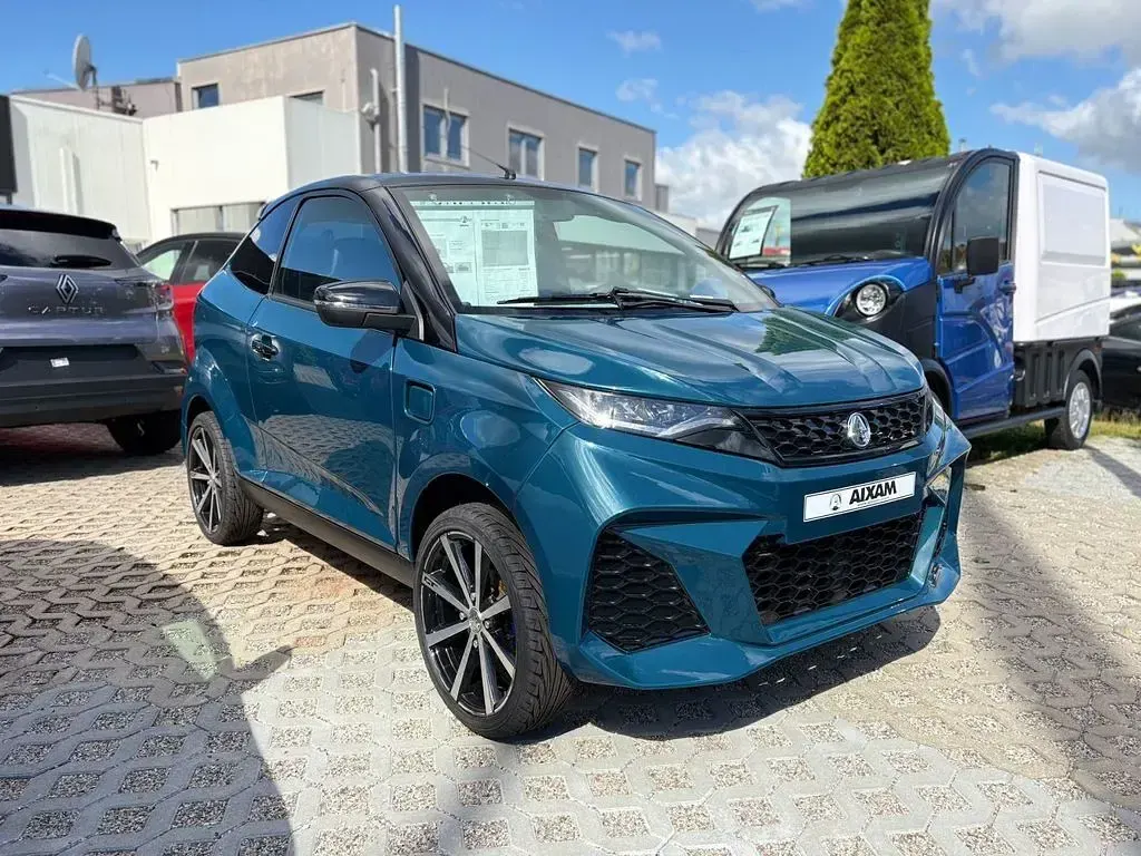 Neu Aixam Coupe GTI 2026 Blau Coupé