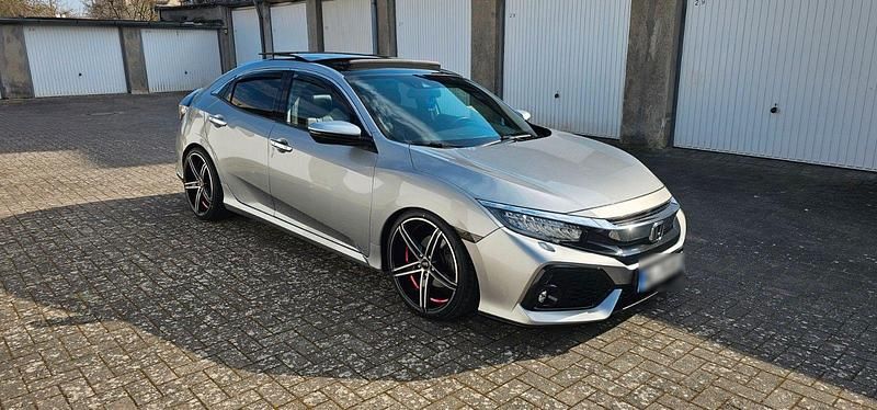 Gebraucht Honda Civic Prestige 182 PS (133 kW) 2017 Silber Limousine