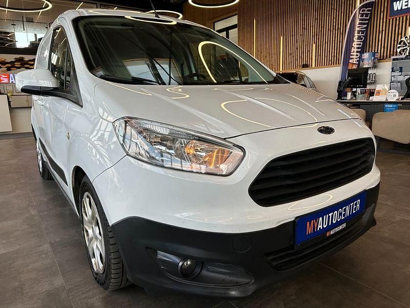 Używany Ford Transit Trend 95 KM (69 kW) 2018 Biały Minivan