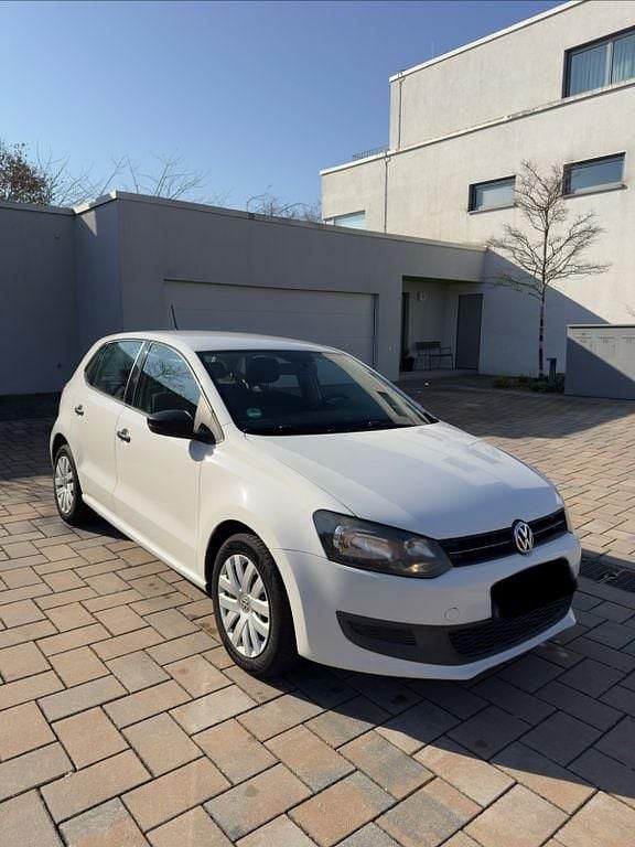 Gebraucht VW Polo Trendline 75 PS (55 kW) 2012 Weiß Kleinwagen