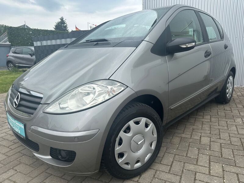 Grau Gebraucht 2007 Mercedes A150 Classic Van / Kleinbus | 3.990 € (Fairer Preis) - Bild 1/4