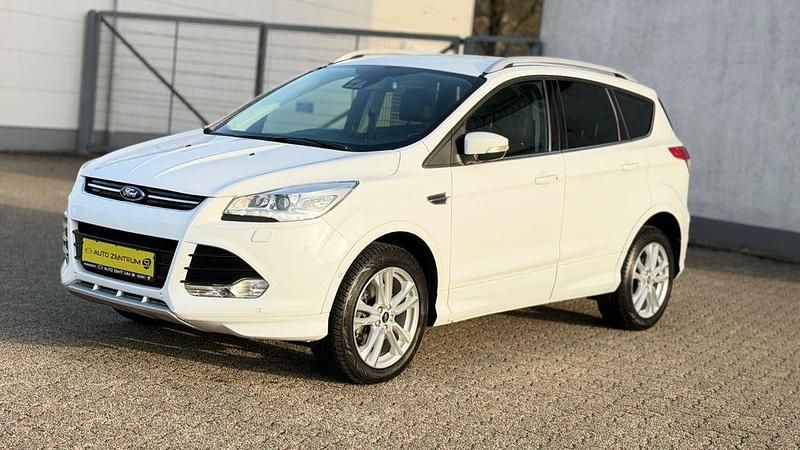 Gebraucht Ford Kuga Individual 179 PS (131 kW) 2014 Weiß SUV