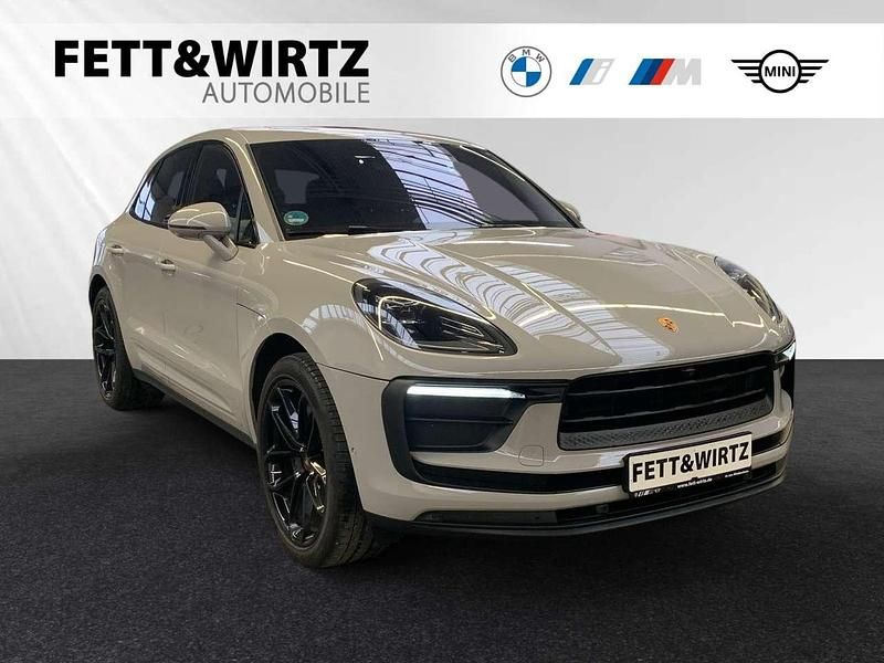 Grau Gebraucht 2021 Porsche Macan SUV | 51.900 € (Guter Preis) - Bild 1/3