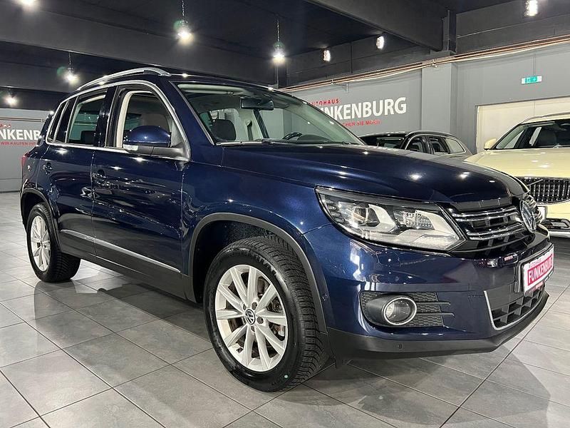 Blau Gebraucht 2012 VW Tiguan Sportline SUV | 11.990 € (Fairer Preis) - Bild 1/4