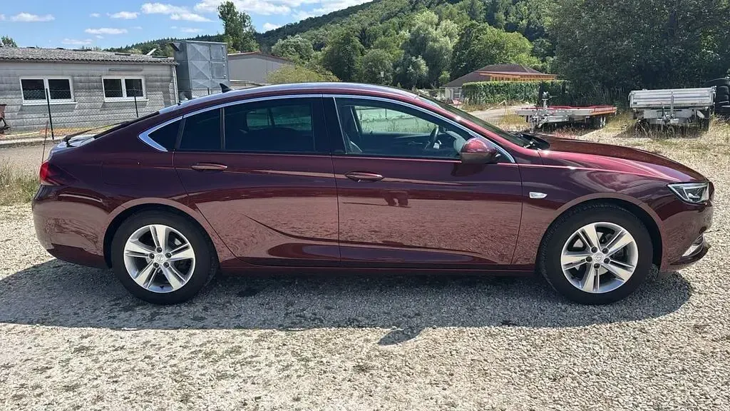 Gebraucht Opel Insignia Innovation 140 PS (102 kW) 2018 Braun Limousine