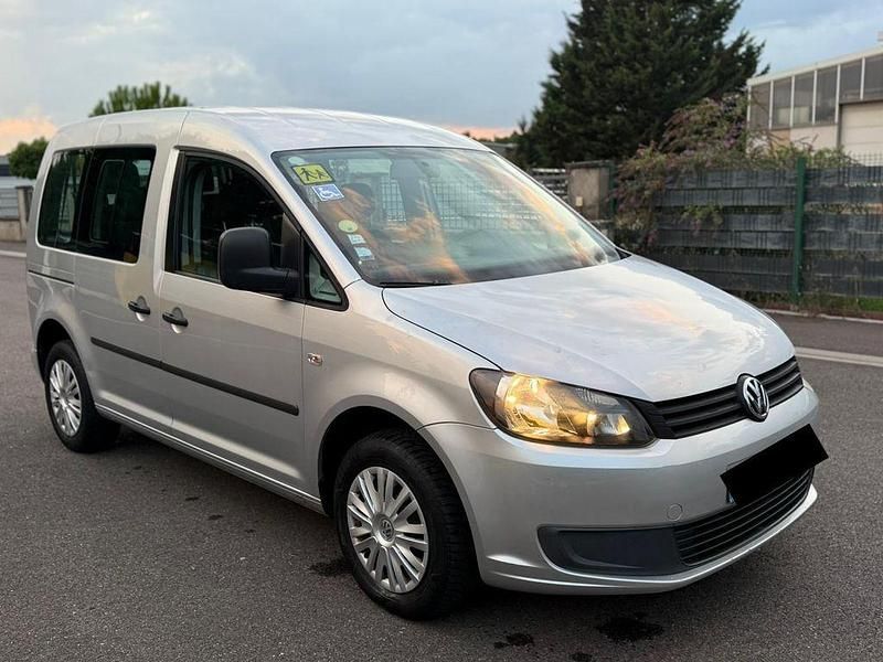 Silber Gebraucht 2014 VW Caddy Startline Van / Kleinbus | 6.900 € (Fairer Preis) - Bild 1/4