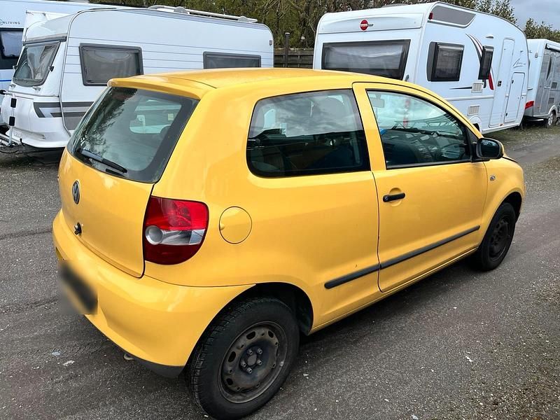 Usata VW Fox 55 CV (40 kW) 2006 Giallo Utilitaria