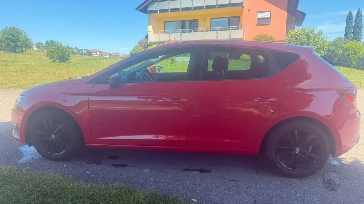 Gebraucht Seat Leon FR 125 PS (91 kW) 2015 Rot Limousine