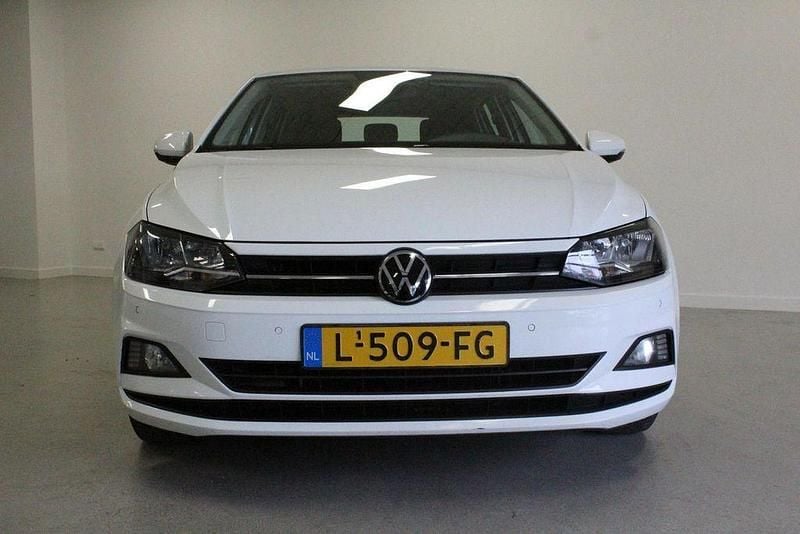 Gebraucht VW Polo Comfortline 97 PS (71 kW) 2021 Weiß Limousine