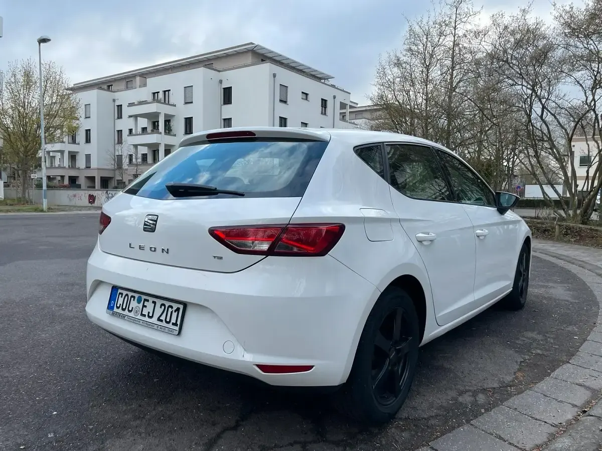 Occasion Seat Leon 86 ch (63 kW) 2013 Blanc Break