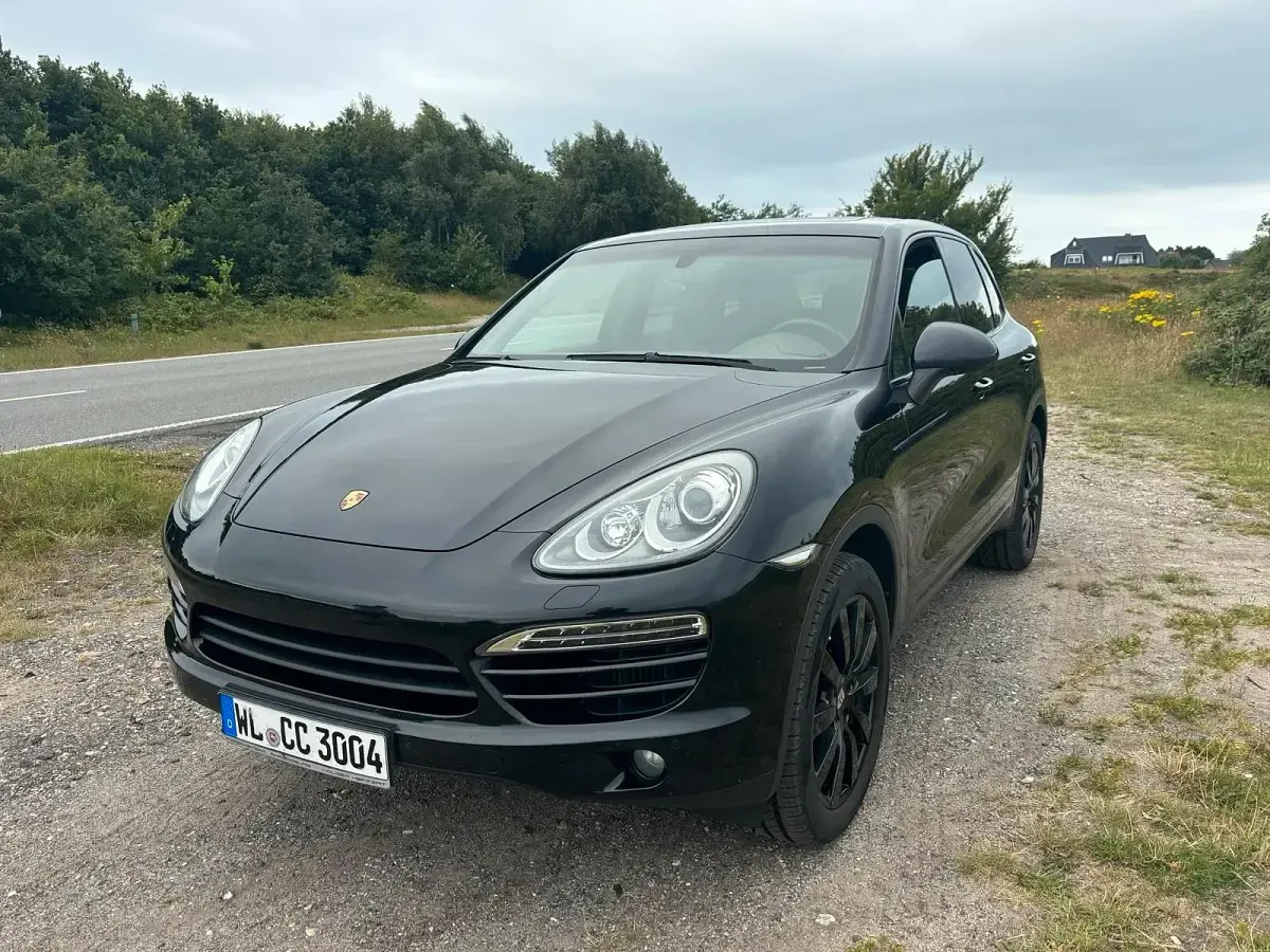 Gebraucht Porsche Cayenne 245 PS (180 kW) 2011 Schwarz SUV
