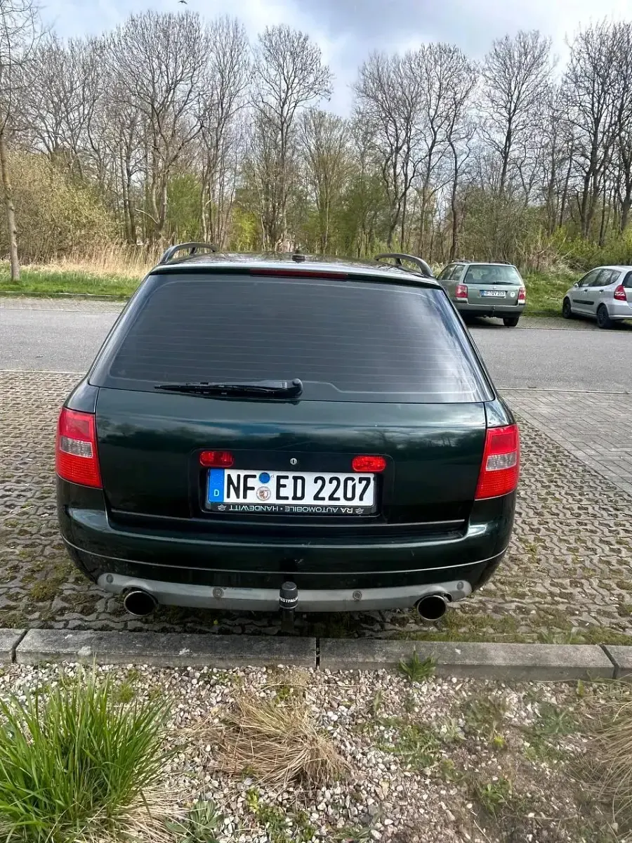 Gebraucht Audi A6 299 PS (219 kW) 2001 Grün Kombi
