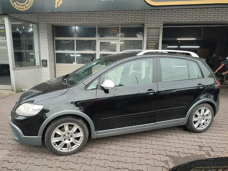 Schwarz Gebraucht 2007 VW Golf Limousine | 3.999 € (Etwas zu teuer) - Bild 1/4