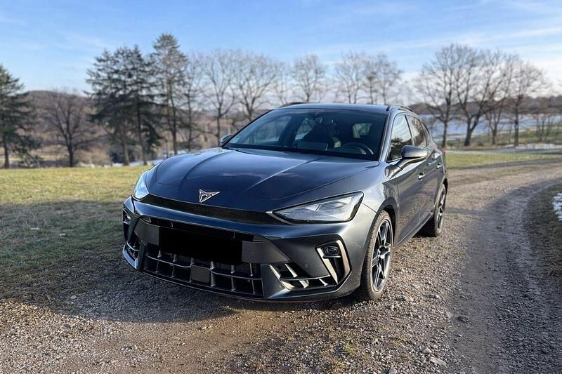 Gebraucht Cupra Leon VZ 333 PS (244 kW) 2025 Grau Kombi