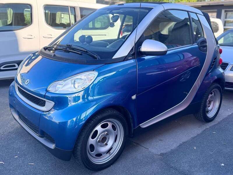 Tridionsicherheitszelle silbe Gebraucht 2009 Smart ForTwo Coupé Cabrio | 4.950 € (Etwas zu teuer) - Bild 1/4