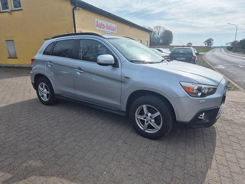 Gebraucht Mitsubishi ASX Intense 150 PS (110 kW) 2011 Silber SUV
