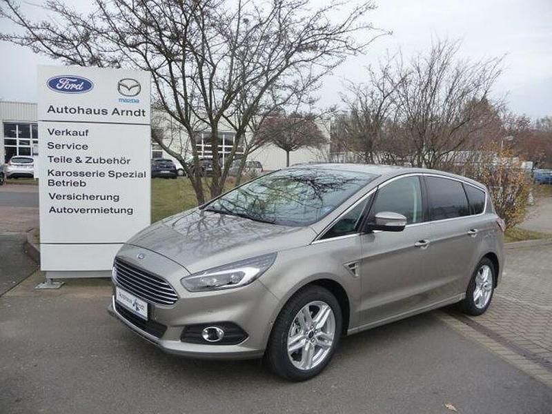 Perlsilber (metallic) Gebraucht 2016 Ford S-MAX Titanium Van / Kleinbus | 15.690 € (Fairer Preis) - Bild 1/4