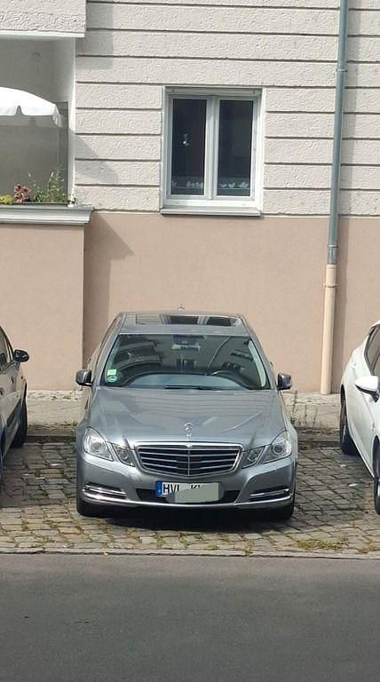 Gebraucht Mercedes E350 Elegance 231 PS (169 kW) 2010 Grau Limousine
