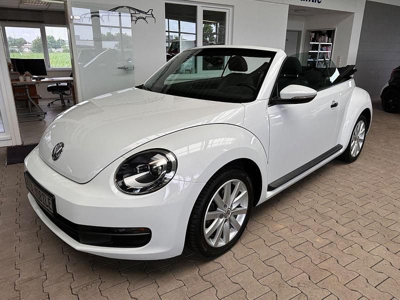 Gebraucht VW Beetle Cabriolet Basis 110 PS (80 kW) 2015 Weiß Cabrio
