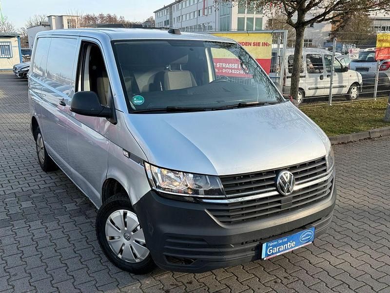 Gebraucht VW Transporter 150 PS (110 kW) 2021 Silber Van