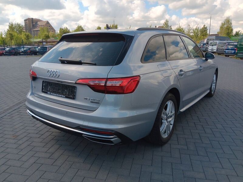 Gebraucht Audi A4 204 PS (150 kW) 2021 Florettsilber metallic Kombi