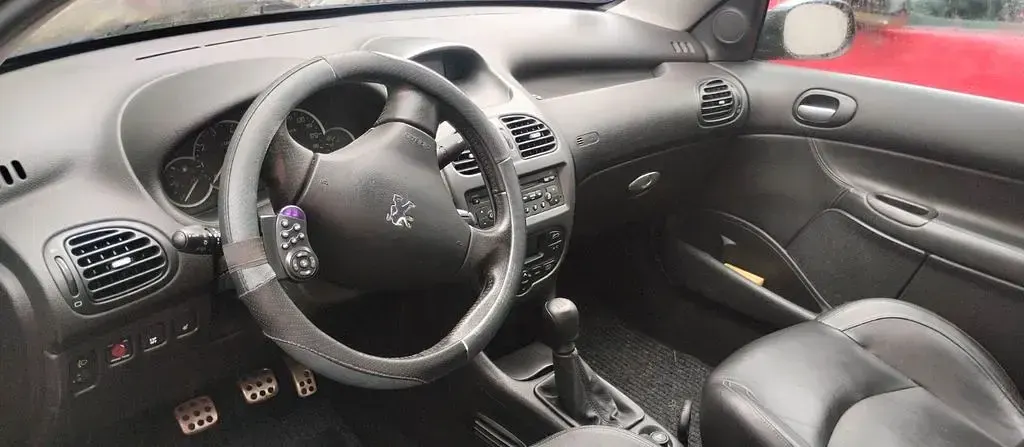 Gebraucht Peugeot 206 CC Platinum 109 PS (80 kW) 2005 Grau Cabrio