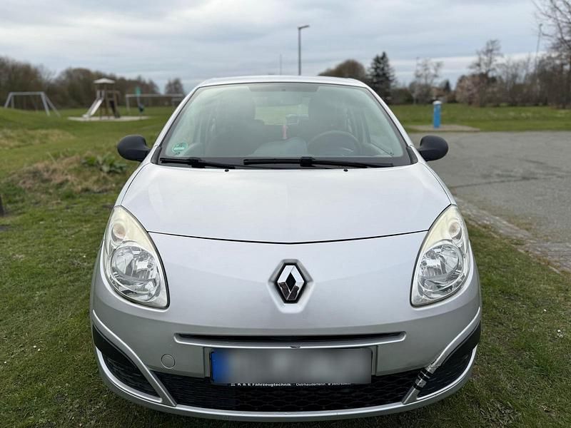 Gebraucht Renault Twingo 58 PS (42 kW) 2008 Silber Kleinwagen