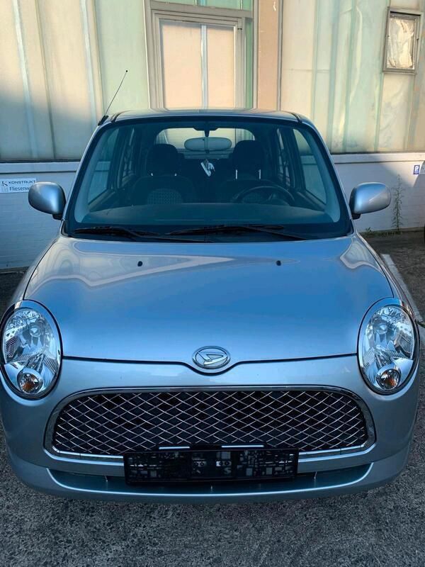 Silber Gebraucht 2009 Daihatsu Trevis Kleinwagen | 4.600 € - Bild 1/4