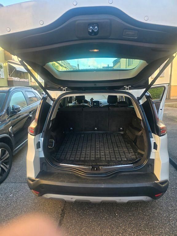 Gebraucht Renault Espace Intens 160 PS (117 kW) 2018 Weiß Van / Kleinbus