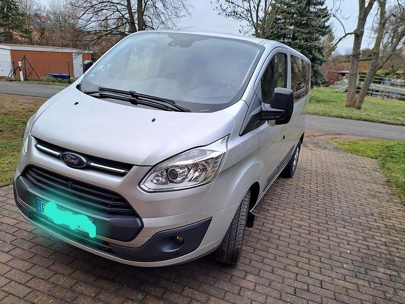 Gebraucht Ford Transit Custom 170 PS (125 kW) 2017 Silber Van / Kleinbus