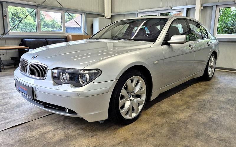 Silber Gebraucht 2003 BMW 745 Shadowline Limousine | 12.990 € - Bild 1/4