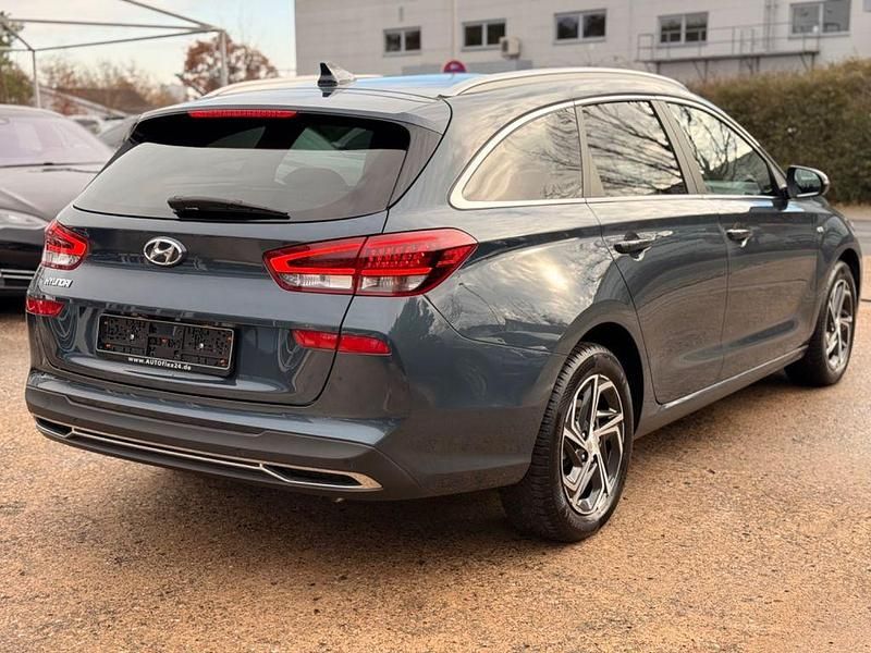 Gebraucht Hyundai i30 Advantage 160 PS (117 kW) 2024 Blau Limousine