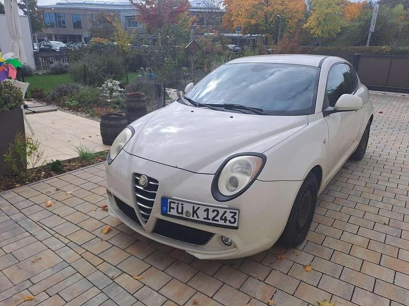 Weiß Gebraucht 2008 Alfa Romeo MiTo Kleinwagen | 1.300 € (Superpreis) - Bild 1/4