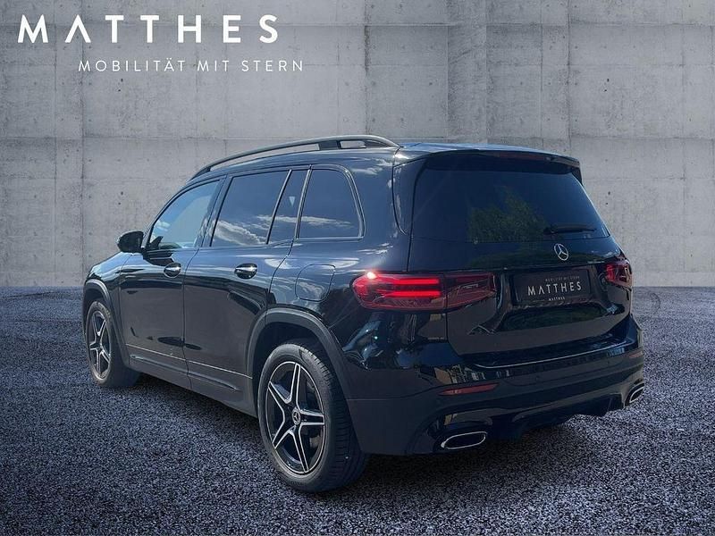 Gebraucht Mercedes GLB220 AMG 190 PS (139 kW) 2025 Schwarz SUV