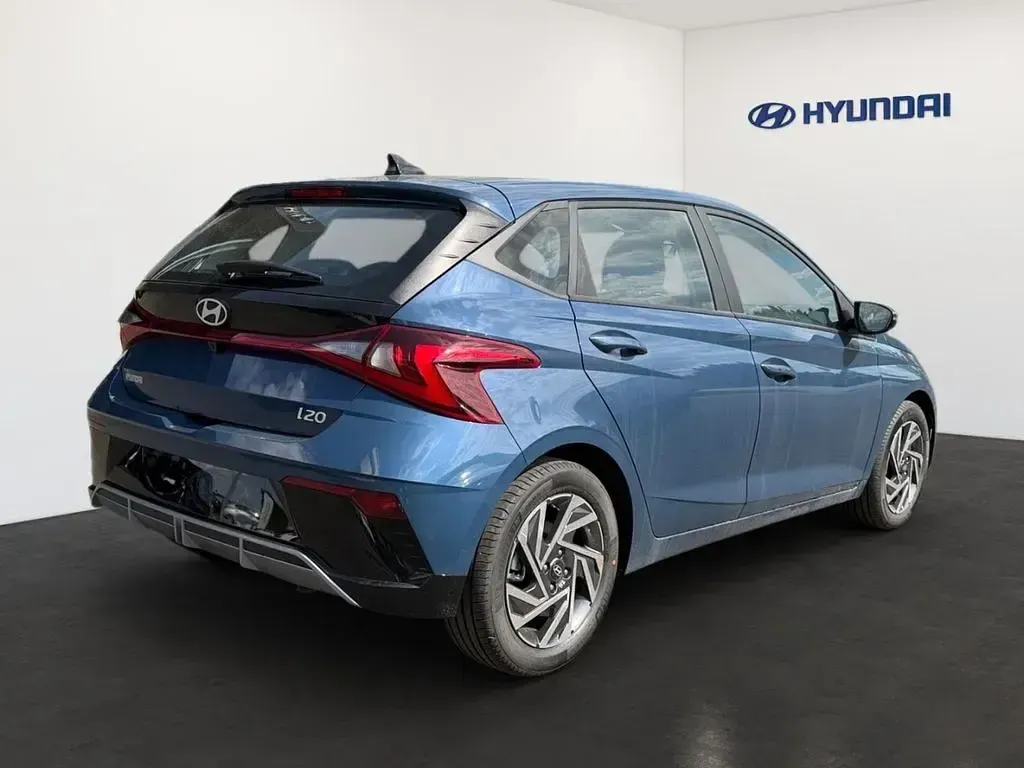 Neu Hyundai i20 Comfort 90 PS (66 kW) 2026 Blau Kleinwagen